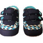 Zapatilla bebé velcro